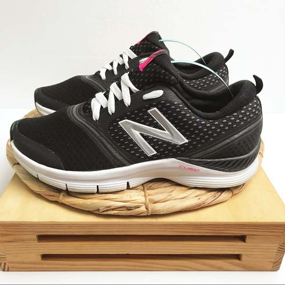 New Balance 711 Mesh Cross Training Shoe Black - Picture 3 of 9